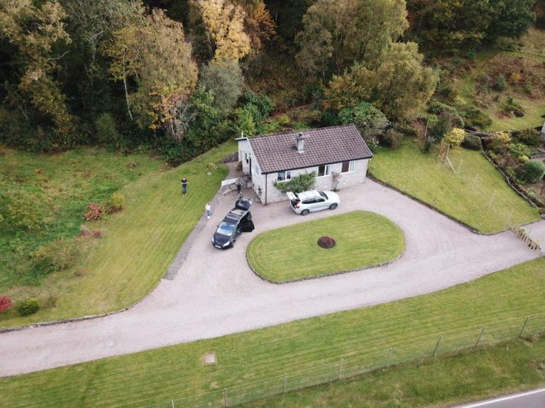 Oaktree Cottage, overlooking Loch Fyne, Strachur